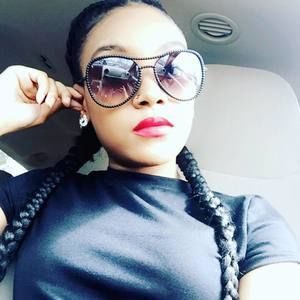 Meet your Posher, Veronica